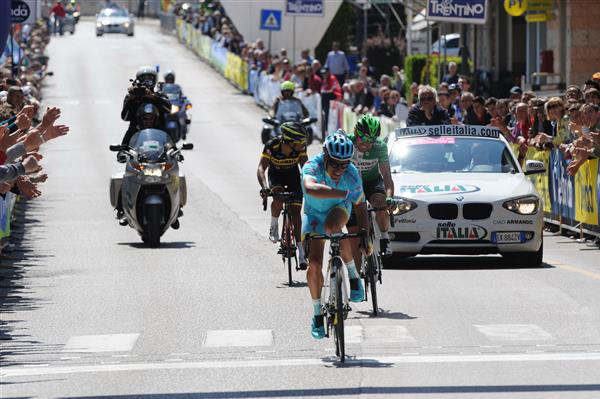 Paolo tiralong wins Trentino stage 4